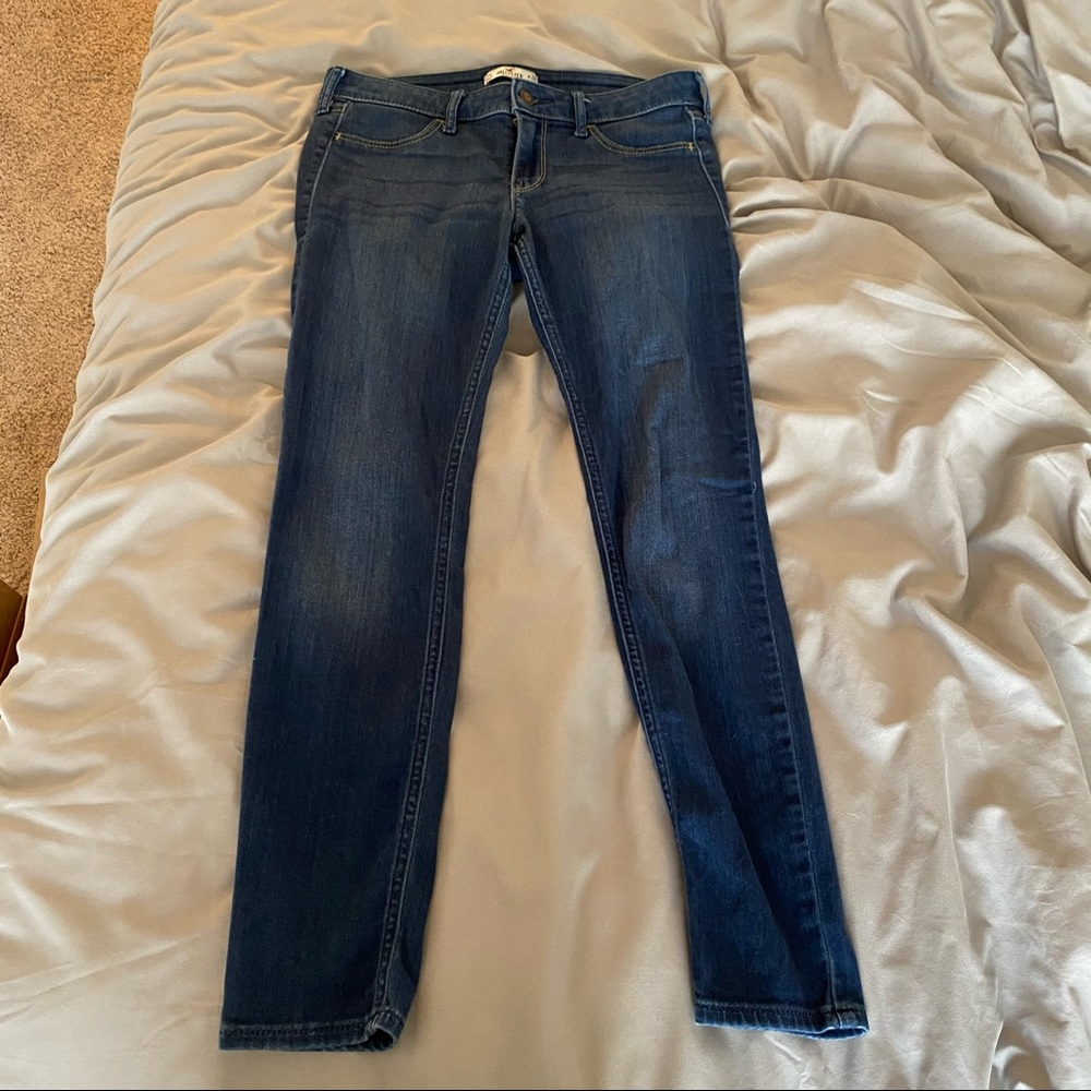 Hollister Jeans Size 7 Short